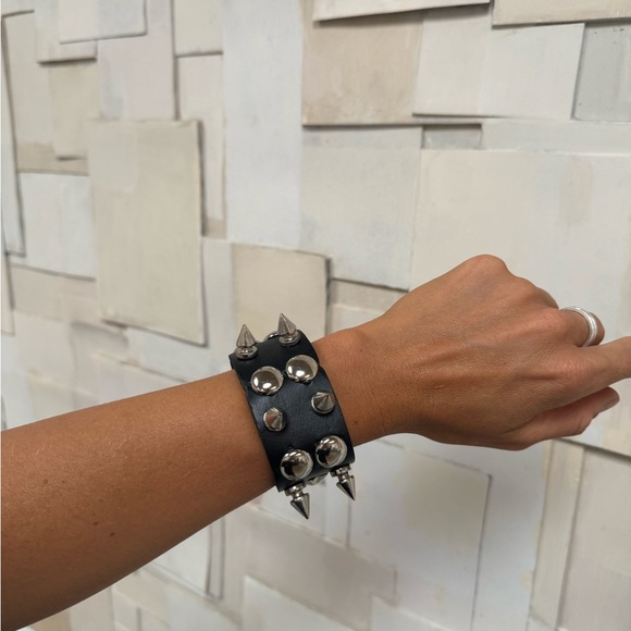 Lot of punk chokers collar and bracelets - 4 necklaces, 3 bracelets - Picture 14 of 15